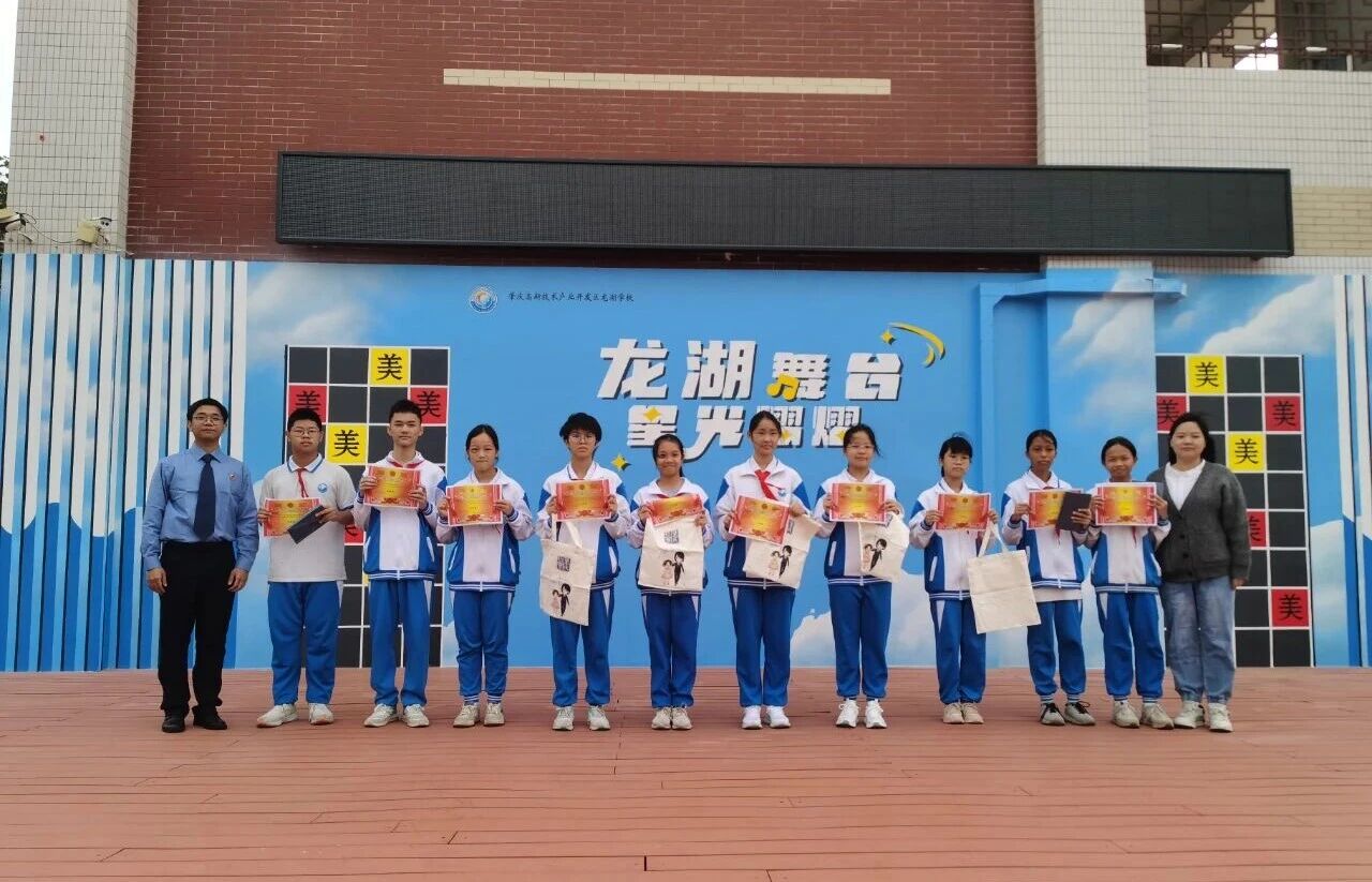bbed656c1f6d5175ea34fb6469bcd61c.jpg